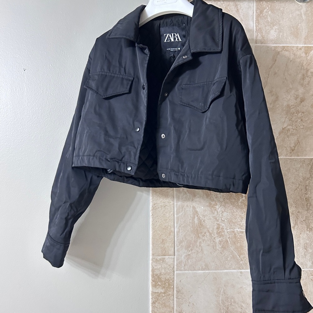 Sold—Zara Cropped Black Quilted Jacket